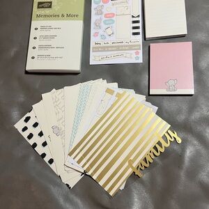 Stampin' Up! Memories & More Card Pack with Gold Accents